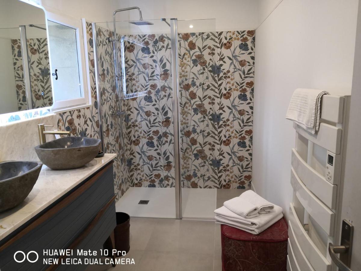 Hotel Le Saint Laurent Bagian luar foto