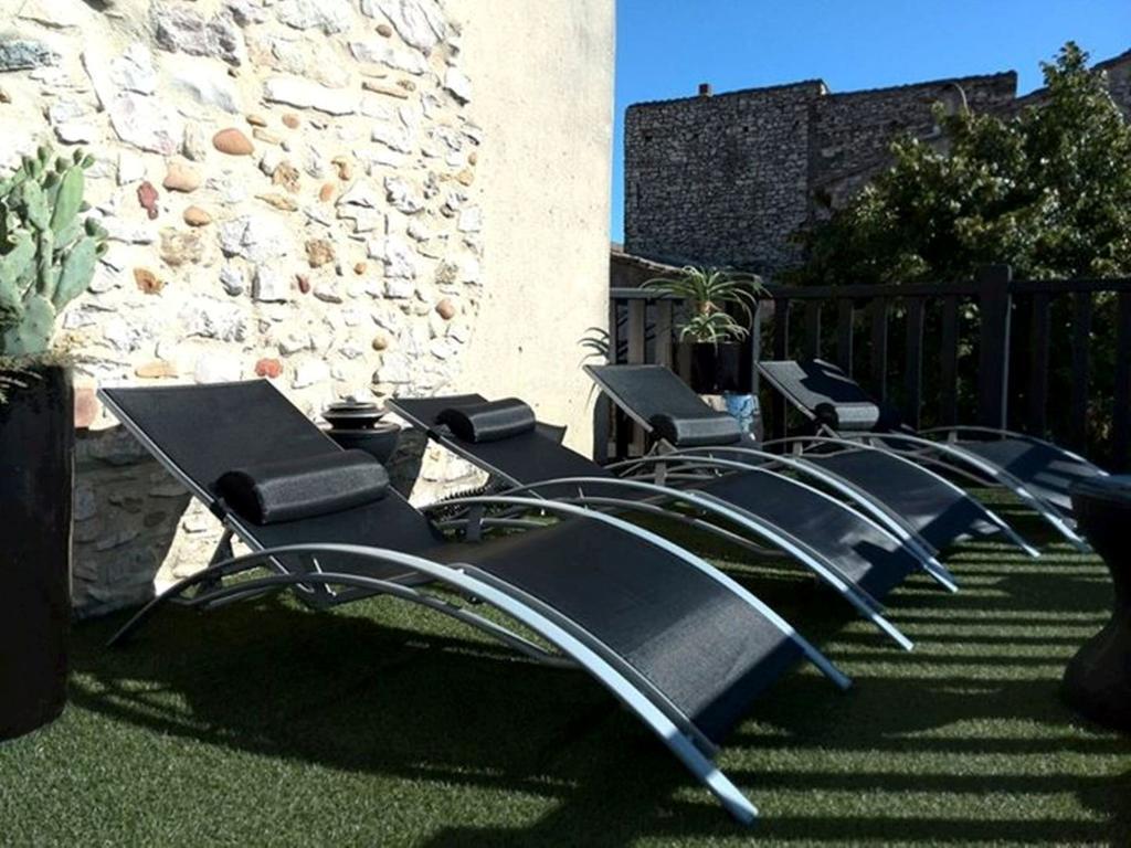Hotel Le Saint Laurent Bagian luar foto